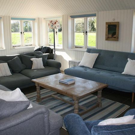Greystone Cottage - Sea Views, Short Stroll To A Beautiful Sandy Beach Brook  エクステリア 写真
