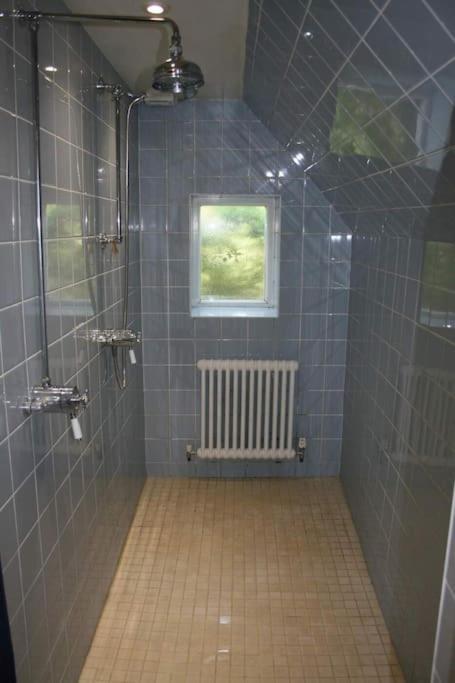 Greystone Cottage - Sea Views, Short Stroll To A Beautiful Sandy Beach Brook  エクステリア 写真